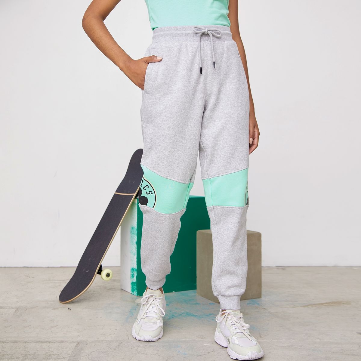 NBA - Pantalón de Buzo Mujer NBA