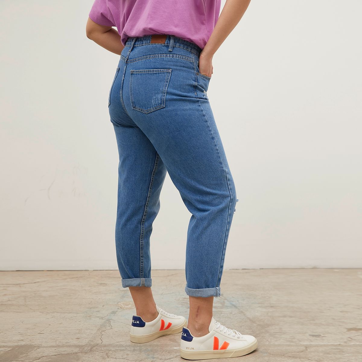 BASEMENT - Jeans Mom Tiro Alto Mujer Basement
