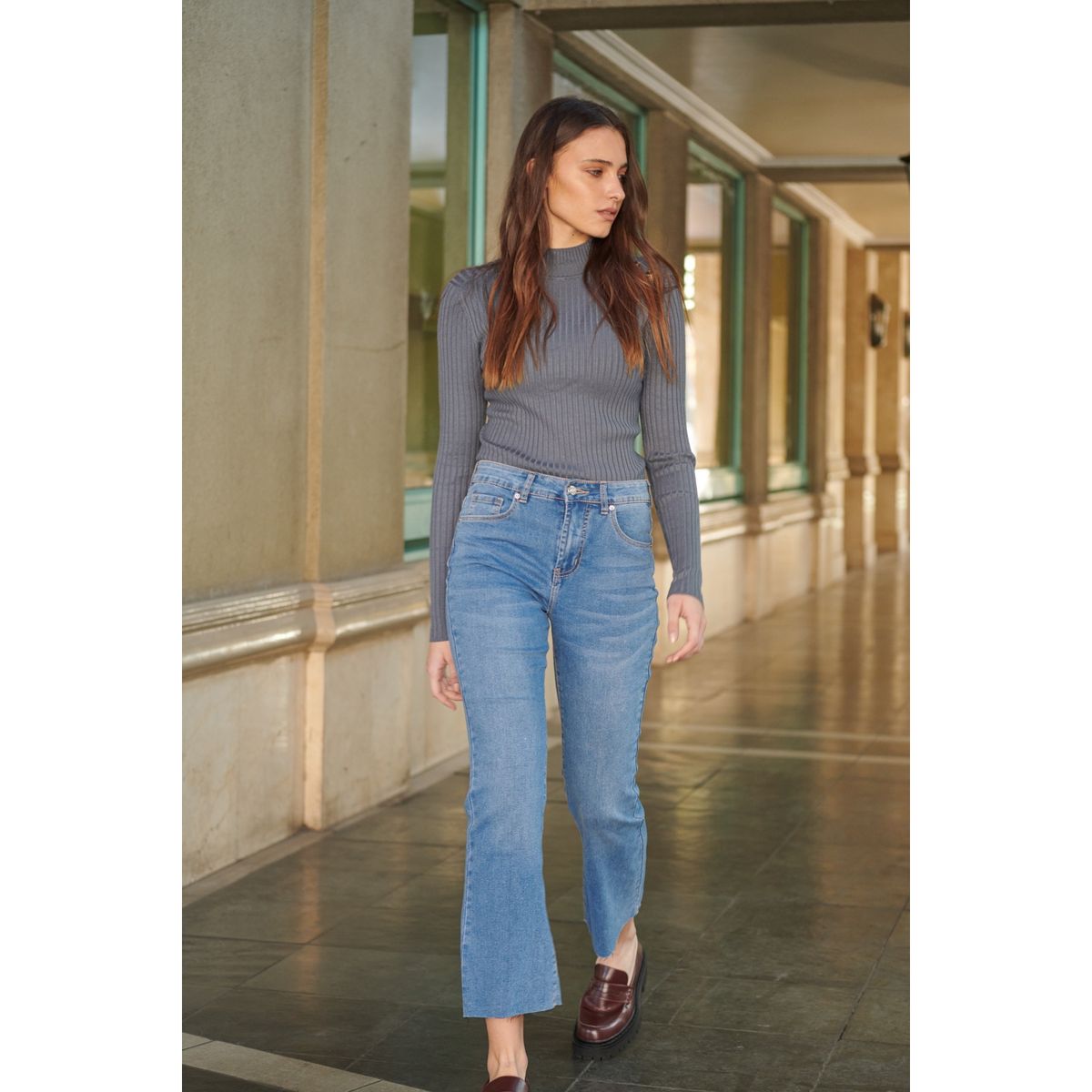 UNIVERSITY CLUB - Jeans Flare Tiro Alto Mujer University Club