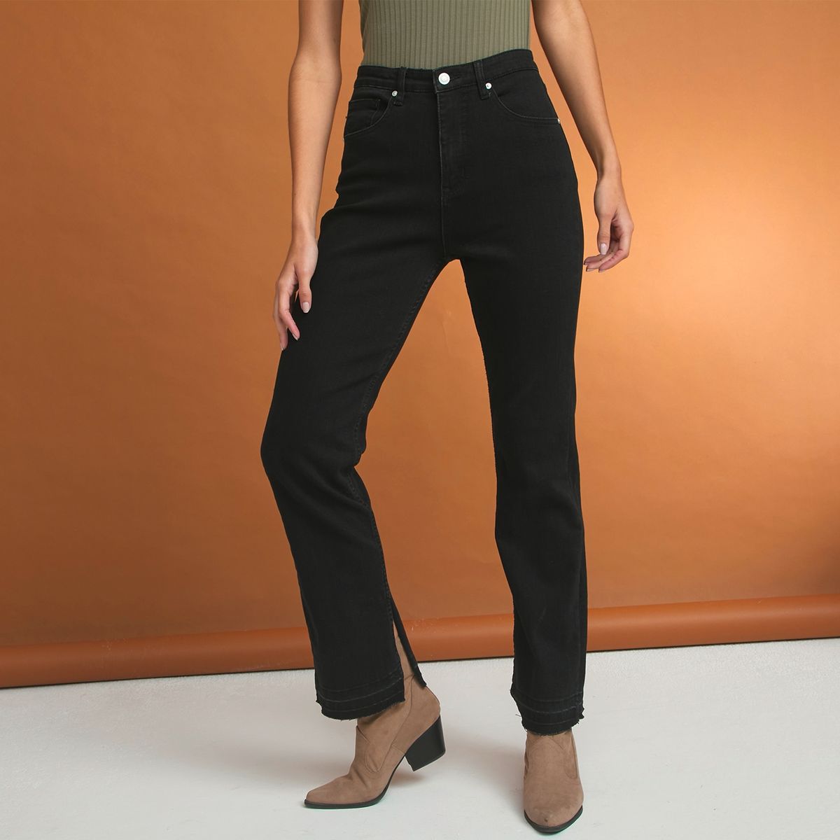 BASEMENT - Basement Jeans Recto Tiro Alto Mujer