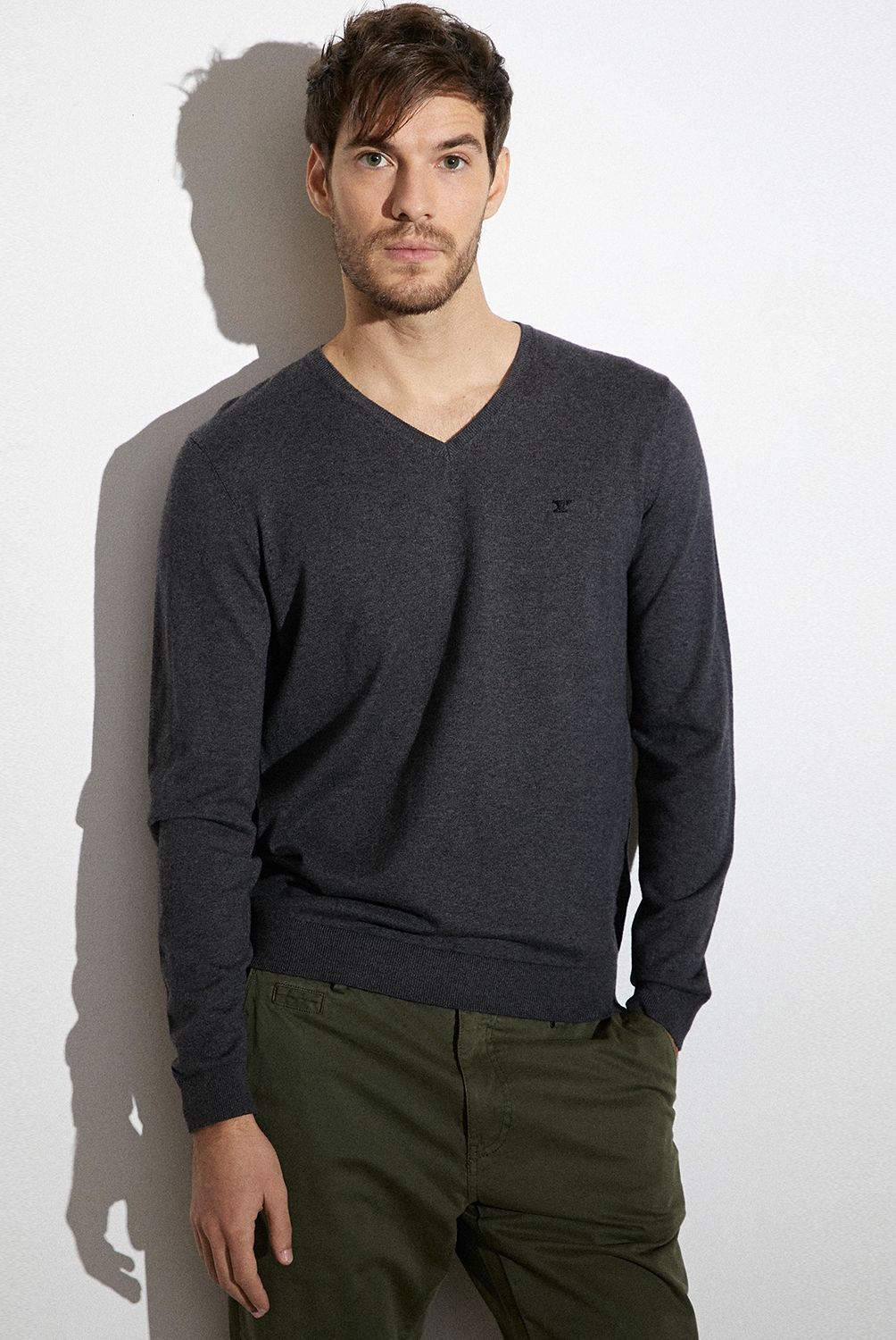 WOLF&HANK - Wolf & Hank Sweater Cuello V Algodón Seda Hombre