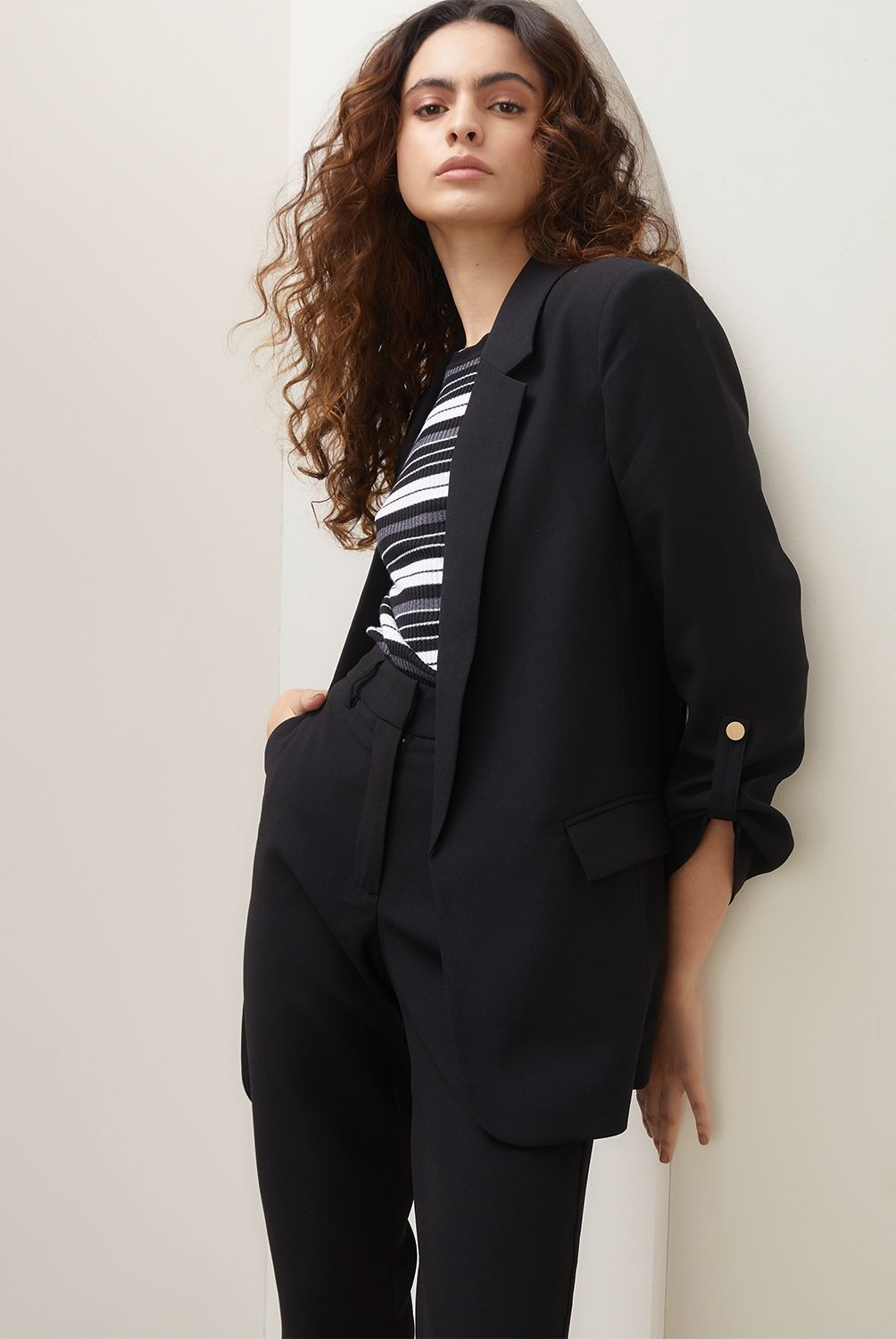 BASEMENT - Blazer Mujer Basement
