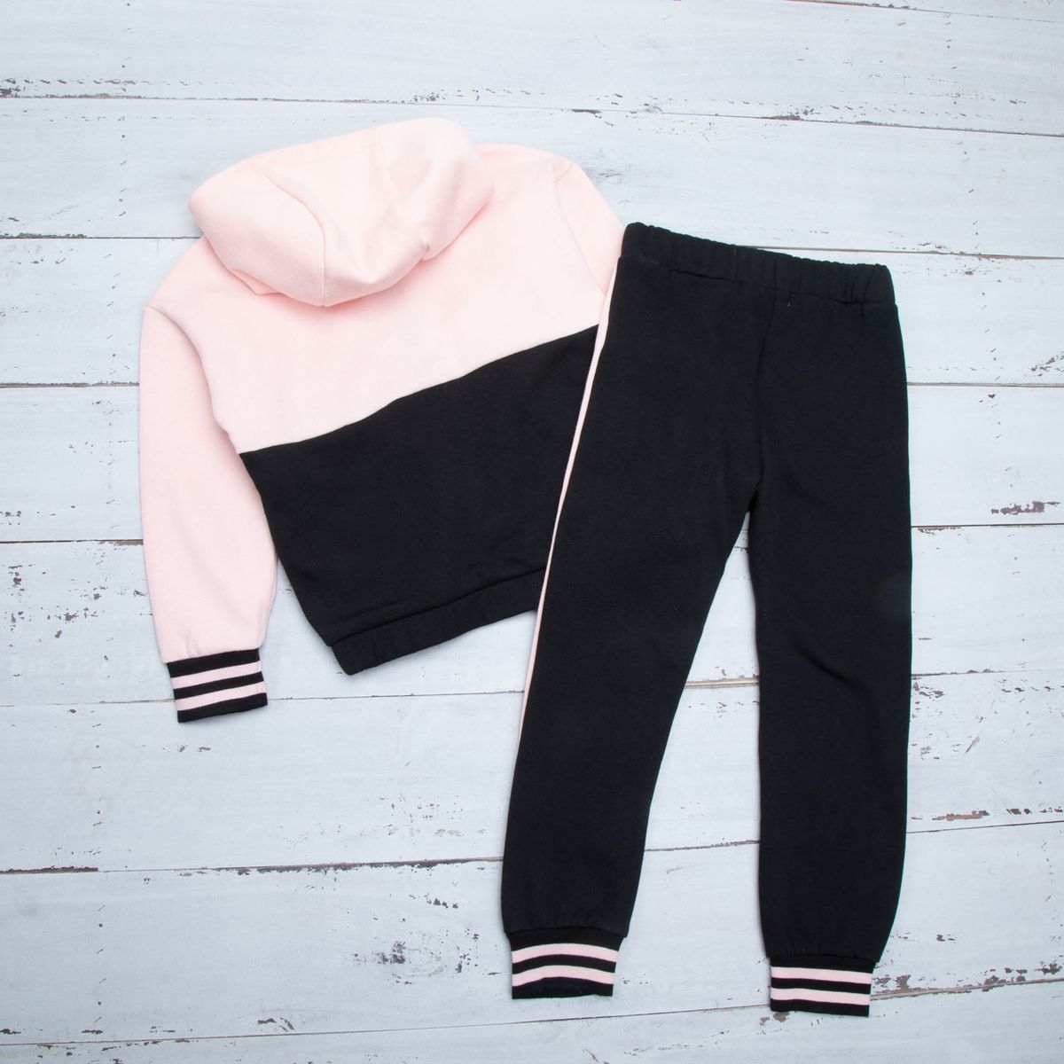 BARBIE - Conjunto Buzo Polerón + Pantalón De Buzo Barbie Niña Algodón