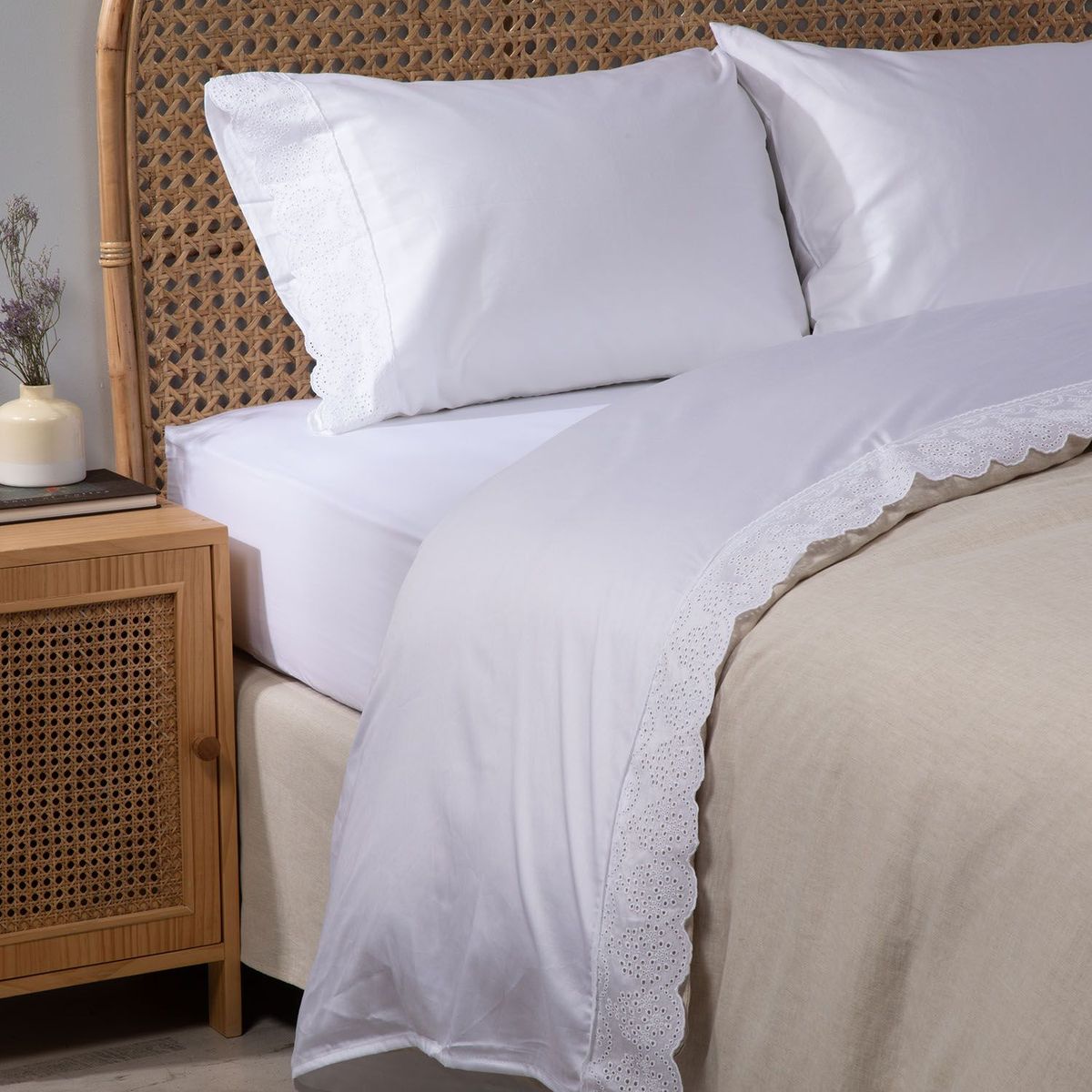 ROBERTA ALLEN - Sábana Bordada Amelie 300 Hilos Roberta Allen