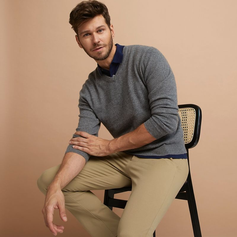 WOLF&HANK - Wolf & Hank Sweater Cuello V 100% Cashemere Hombre