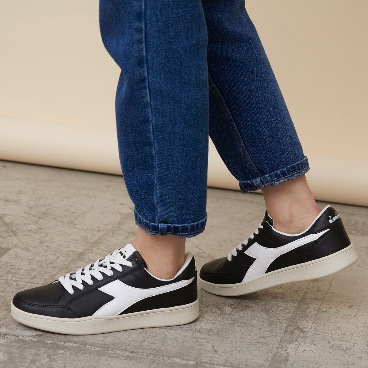 DIADORA - Court7 Zapatilla Urbana Mujer Negro Diadora
