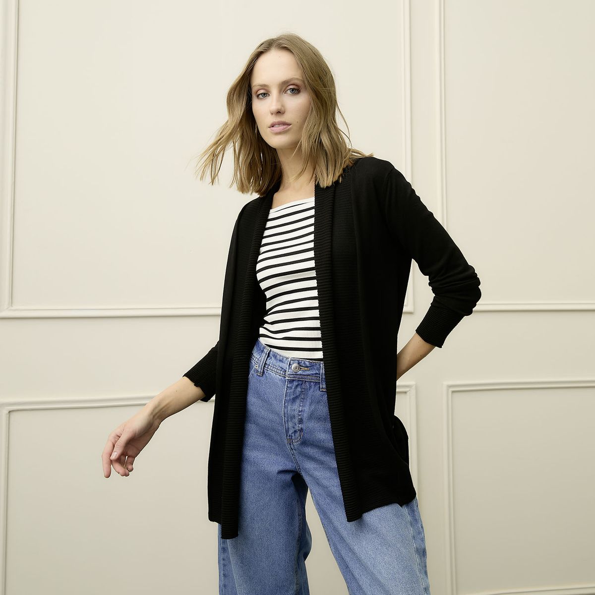 BASEMENT - Chaleco Manga Larga Basement Mujer Diseño Liso Casual