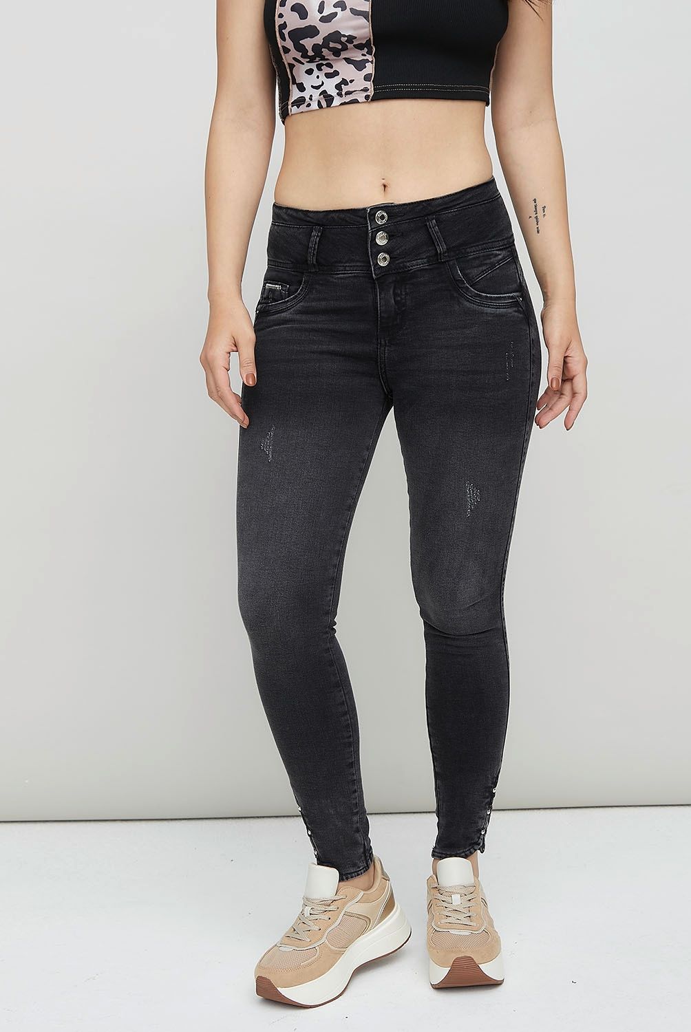 MOSSIMO - Mossimo Jeans Push Up Tiro Medio Mujer