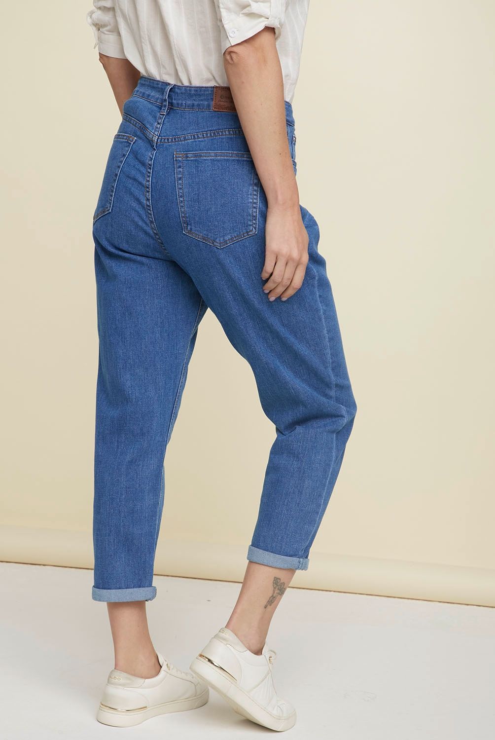 NEWPORT - Jeans Mom Tiro Alto Mujer Newport