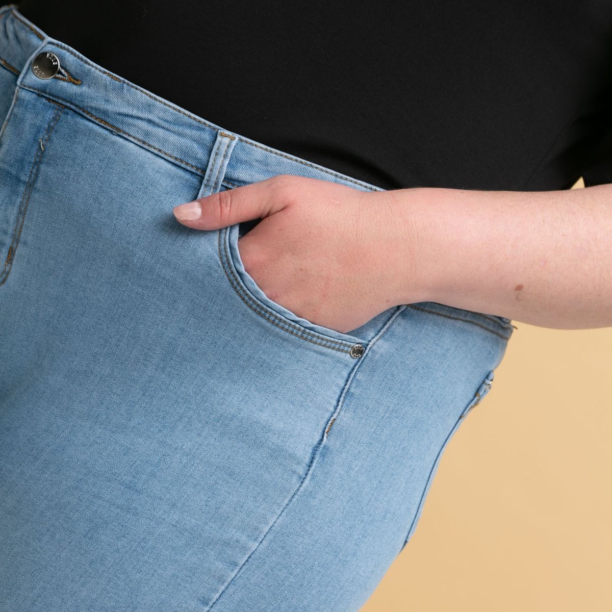 ELLE - Elle Jeans Recto Tiro Medio Mujer