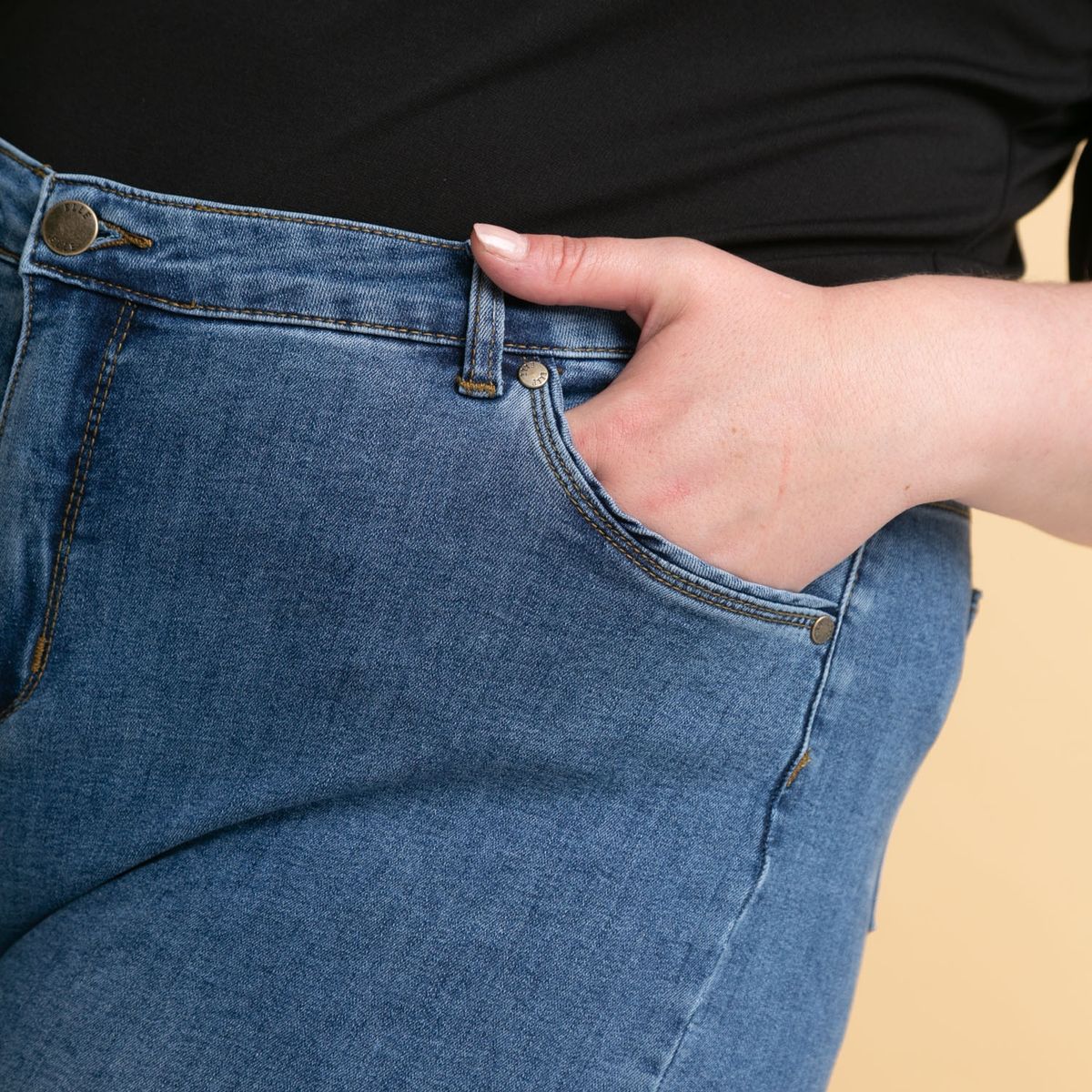 ELLE - Elle Jeans Recto Tiro Medio Mujer