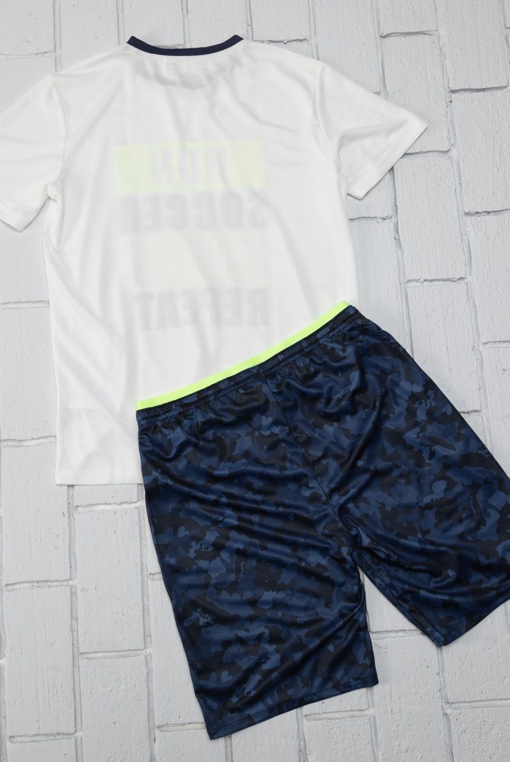 DIADORA - Conjunto Deportivo Polera + Short Niño 2 Piezas Diadora