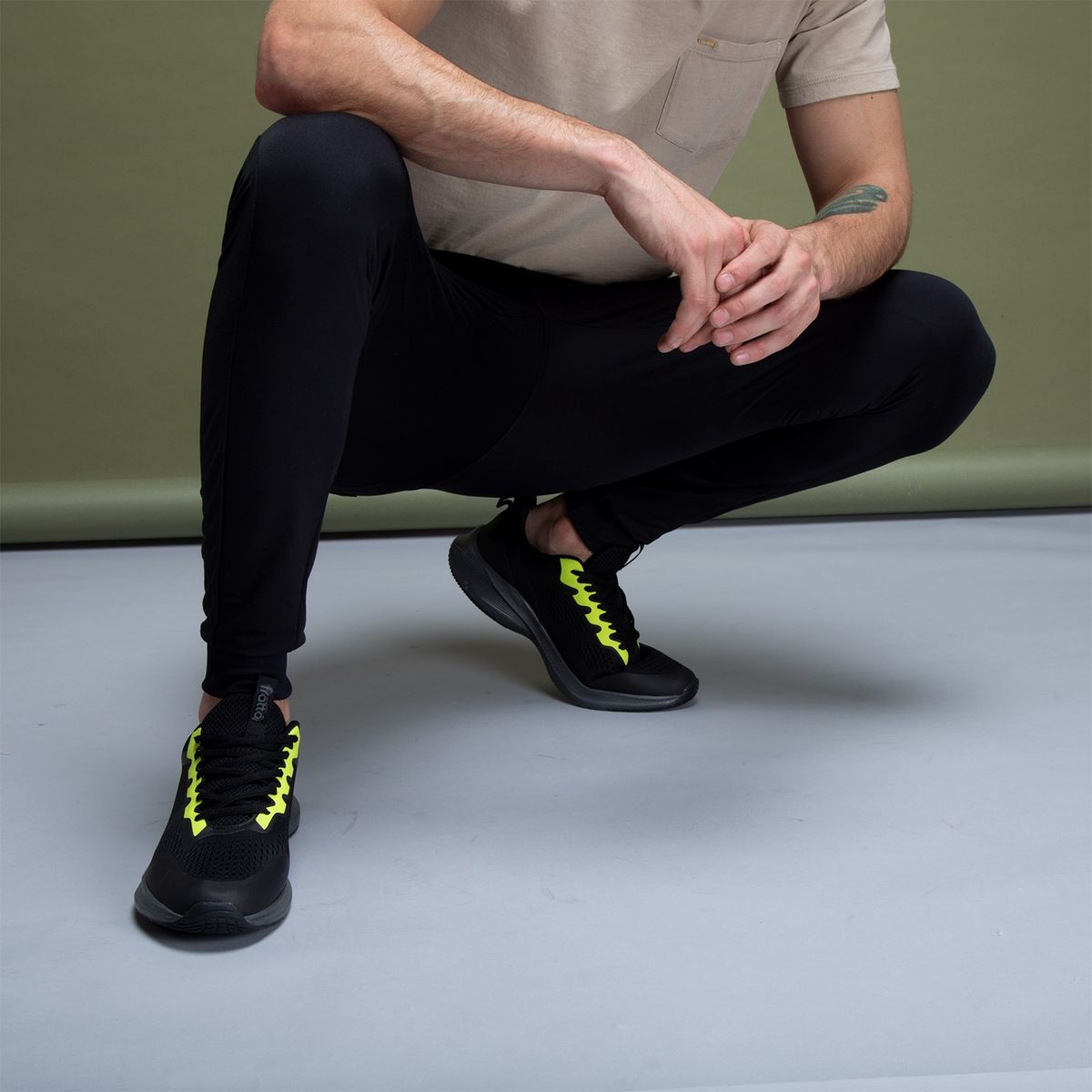 FRATTA - Zapatilla Running Mujer Negro Fratta