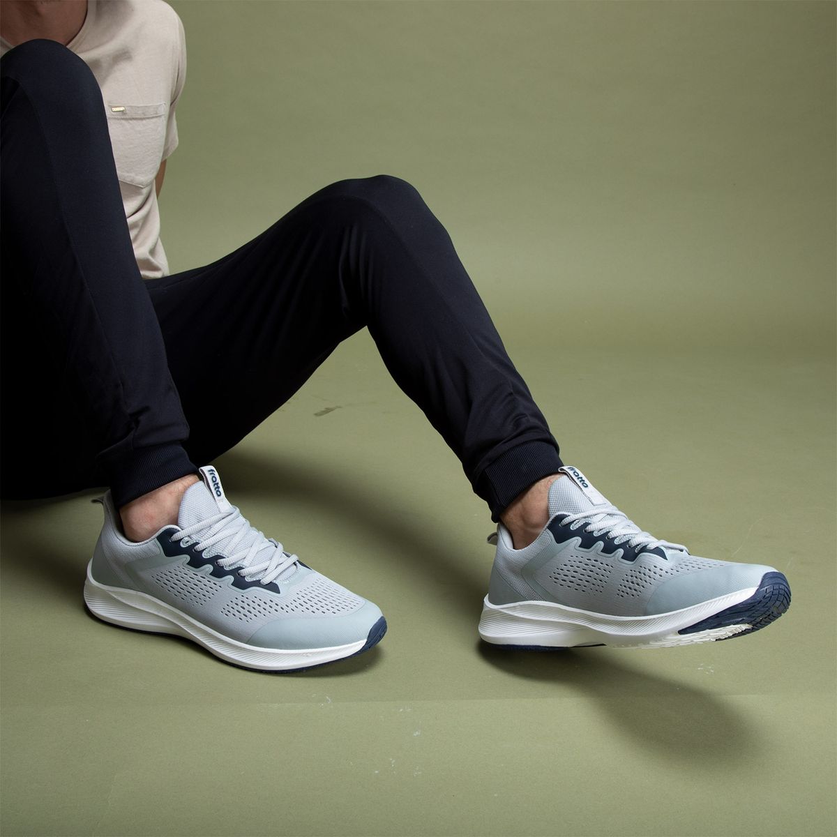 FRATTA - Zapatilla Running Hombre Gris Fratta