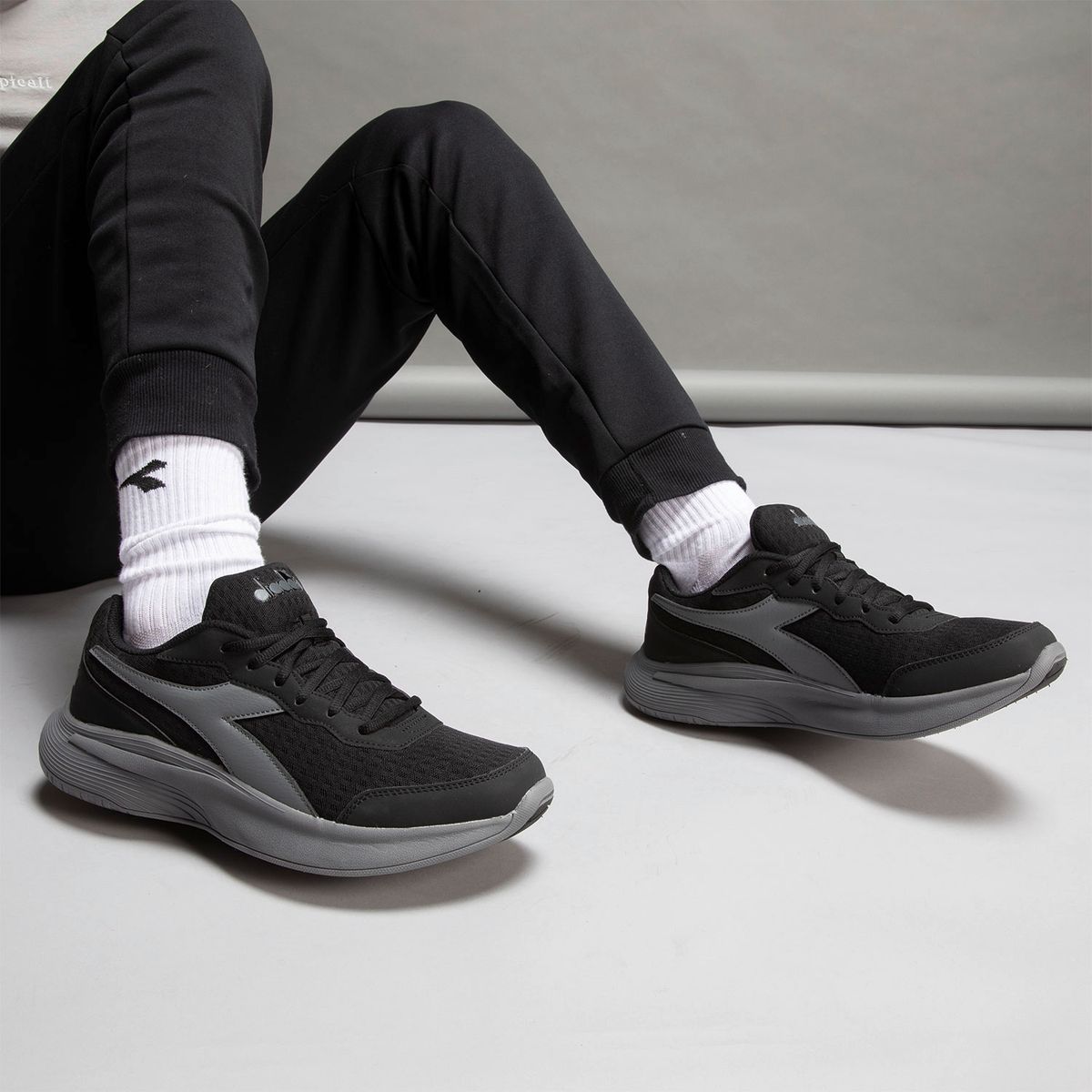 DIADORA - Zapatilla Running Hombre Negro Diadora