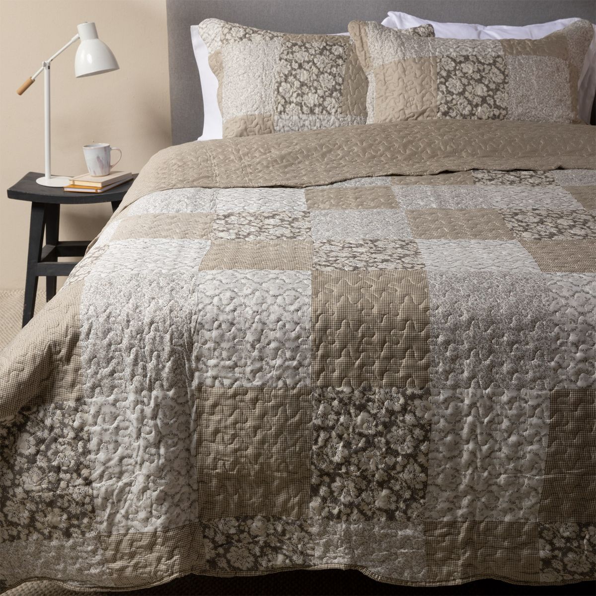 TEXTIL VIÑA - Cubrecama Quilt + Funda De Almohada Patch Be Microfibra Textil Vina