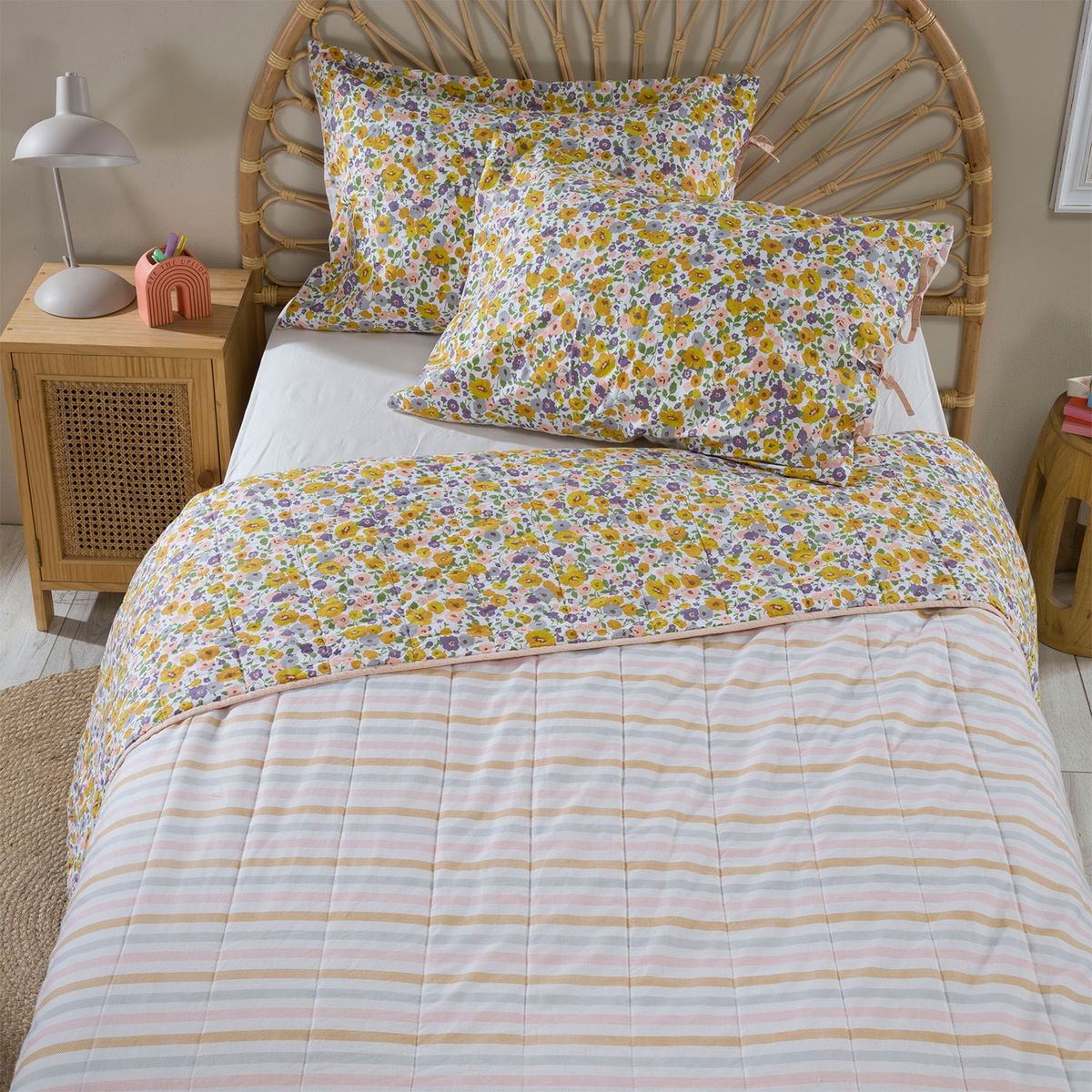 MICA KIDS - Cubrecama Amelia 1.5 Plazas 100% Algodón + Fundas De Almohada Mica Kids