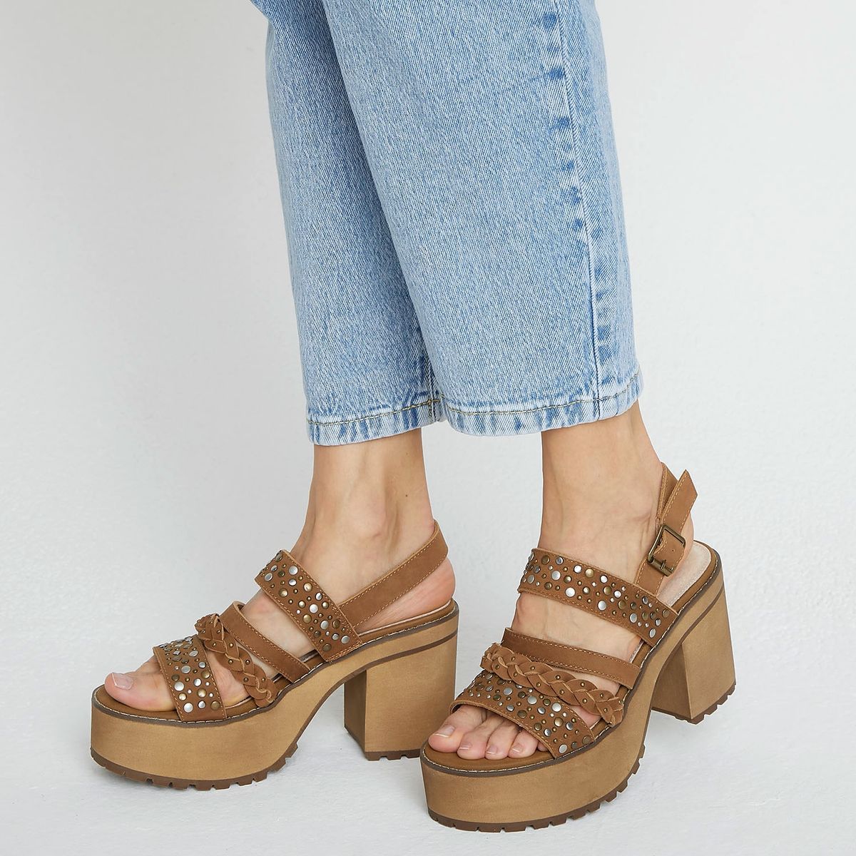 AMERICANINO - Sandalia Mujer Cuero Café Americanino