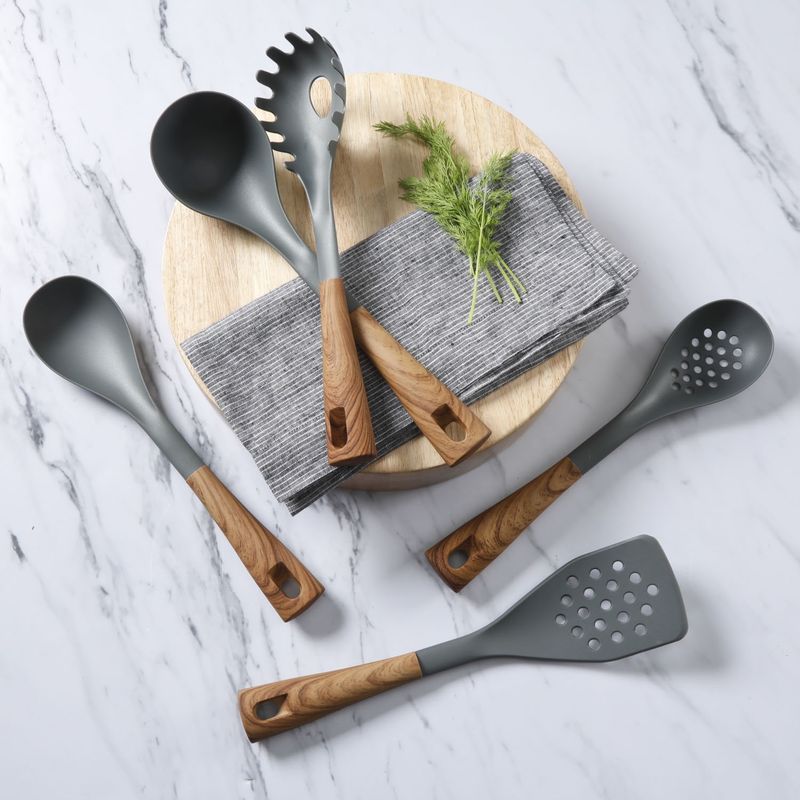 OSTER - Set 5 Utensilios Oster