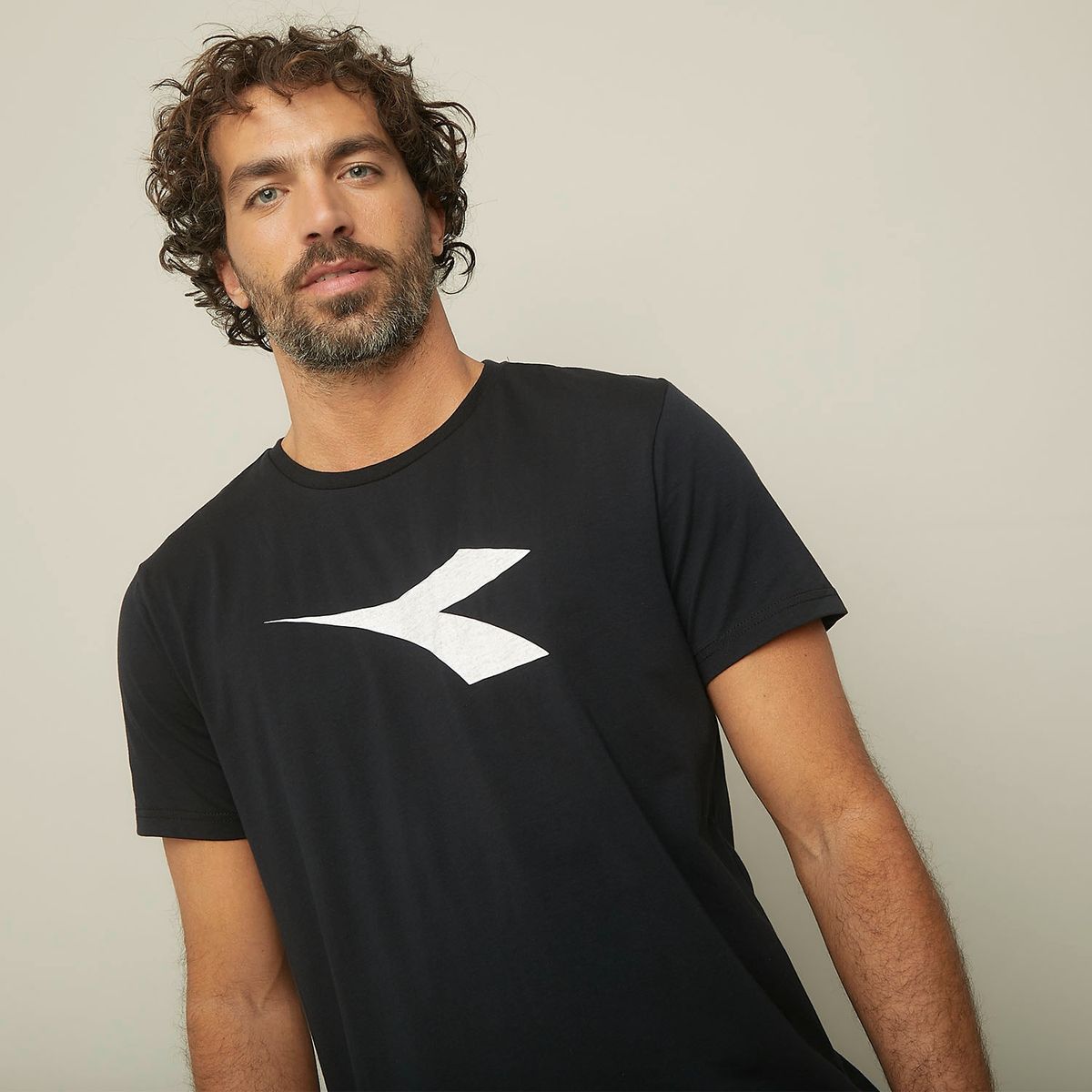 DIADORA - Polera Deportiva Manga Corta Hombre Diadora
