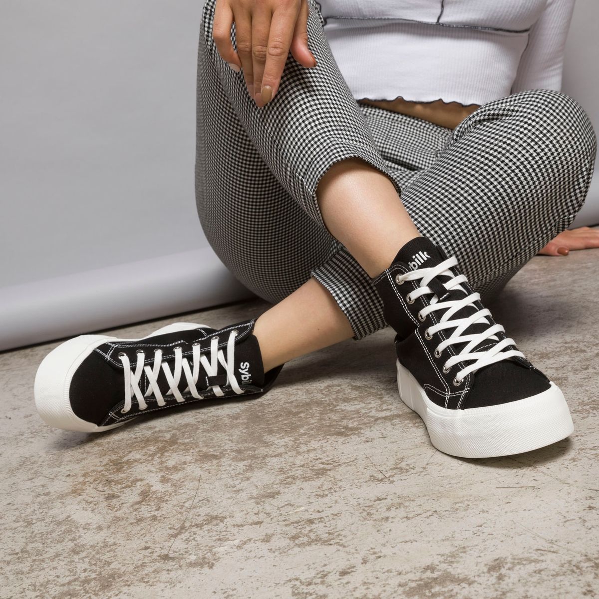 SYBILLA - Zapatilla Urbana Mujer Negro Sybilla