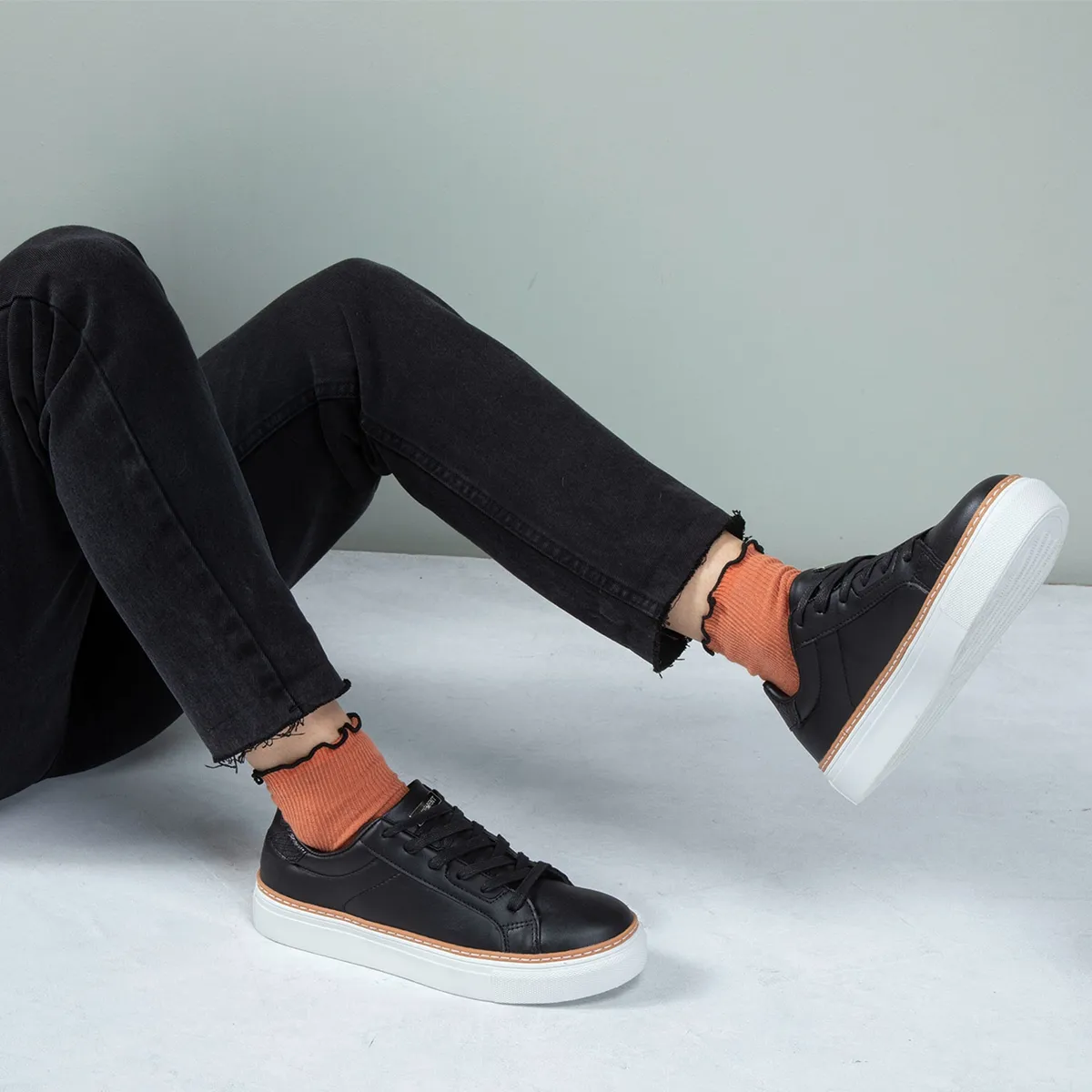 BASEMENT - Zapatilla Urbanas Mujer Negras Basement