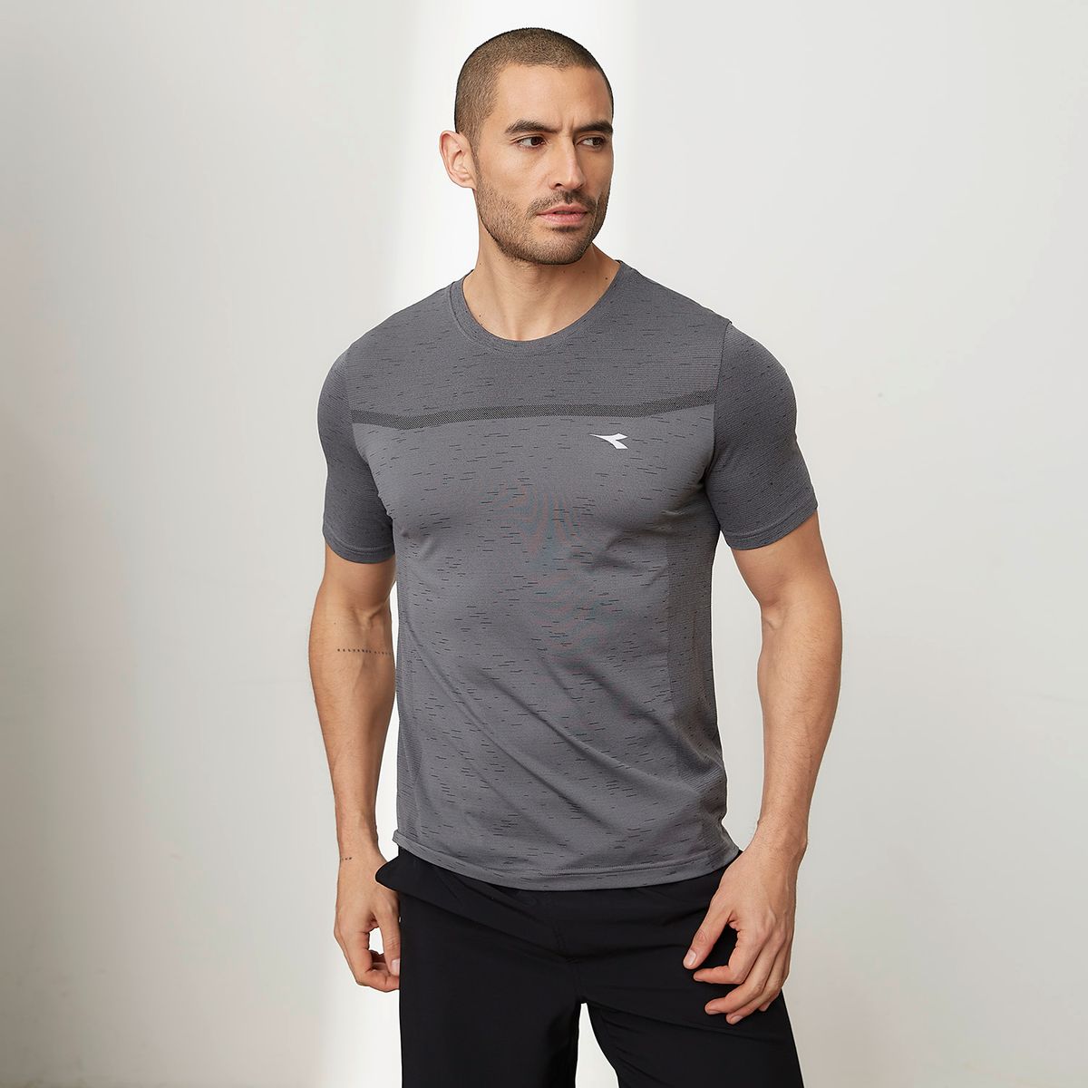 DIADORA - Polera Deportiva Manga Corta Hombre Diadora