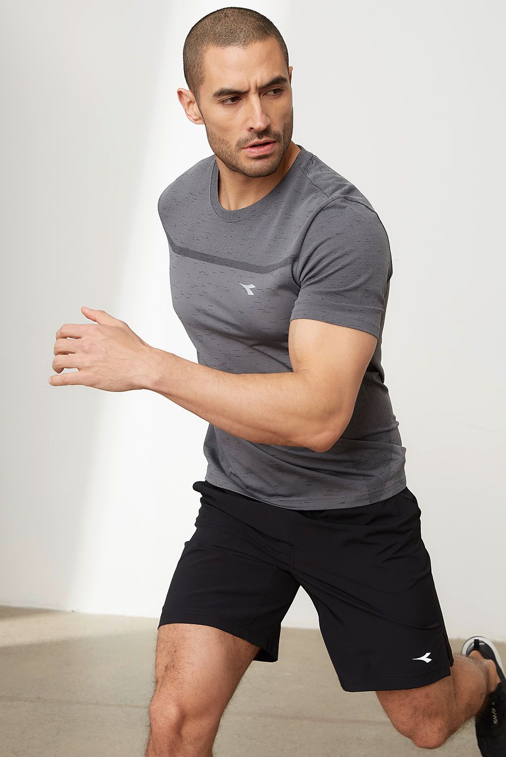 DIADORA - Polera Deportiva Manga Corta Hombre Diadora