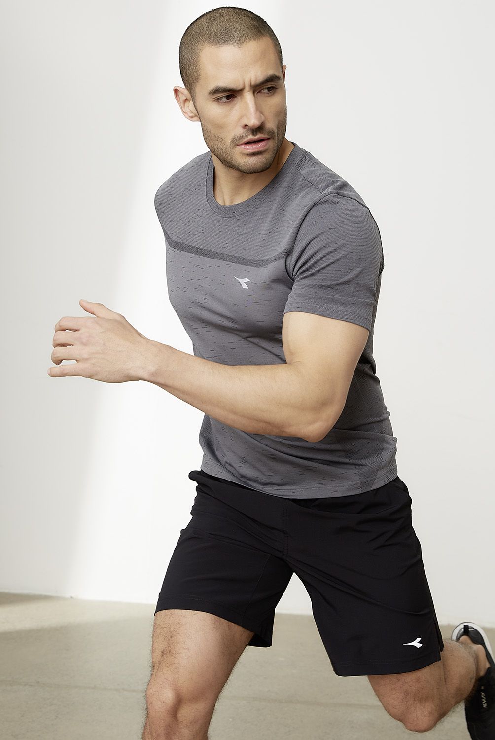 DIADORA - Polera Deportiva Manga Corta Hombre Diadora