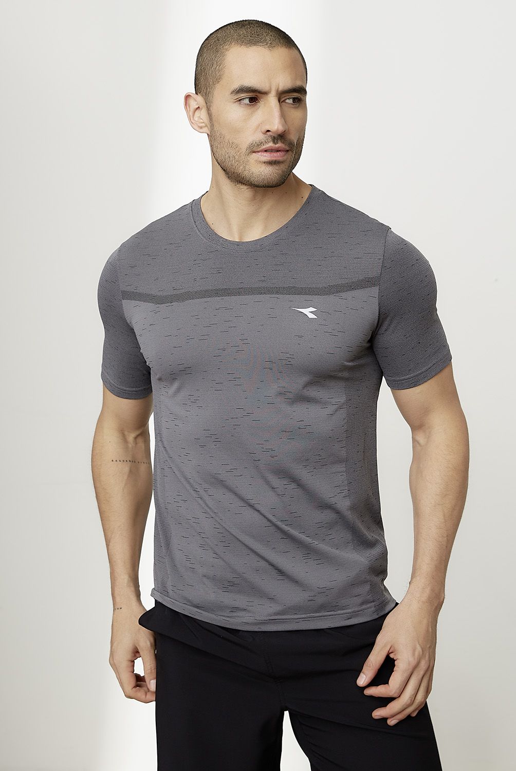 DIADORA - Polera Deportiva Manga Corta Hombre Diadora