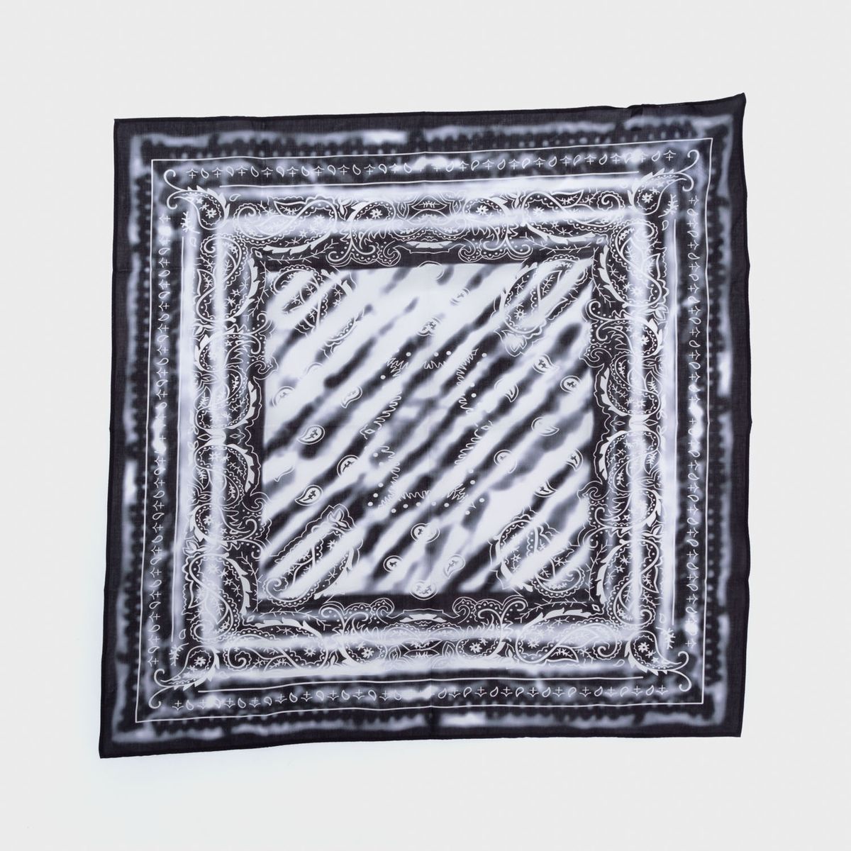 BASEMENT - Pañuelo Hombre Basement