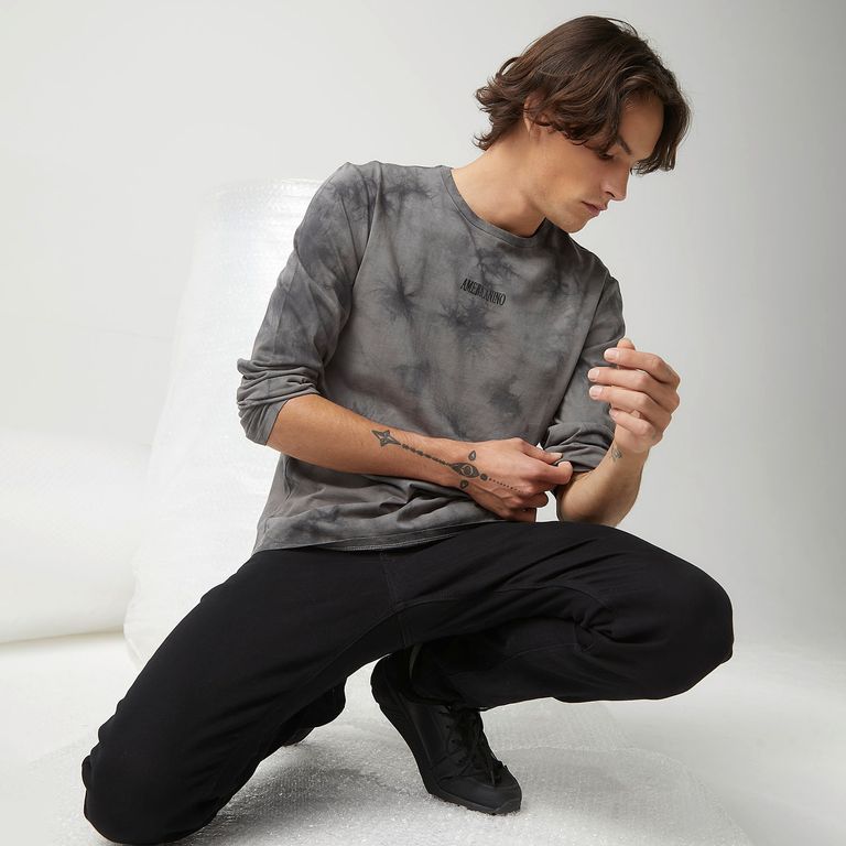 AMERICANINO Polera Manga Larga Tie Dye Algodón Orgánico Hombre