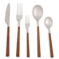 BASEMENT HOME - Juego de Cubiertos 30 Piezas Berlín Café