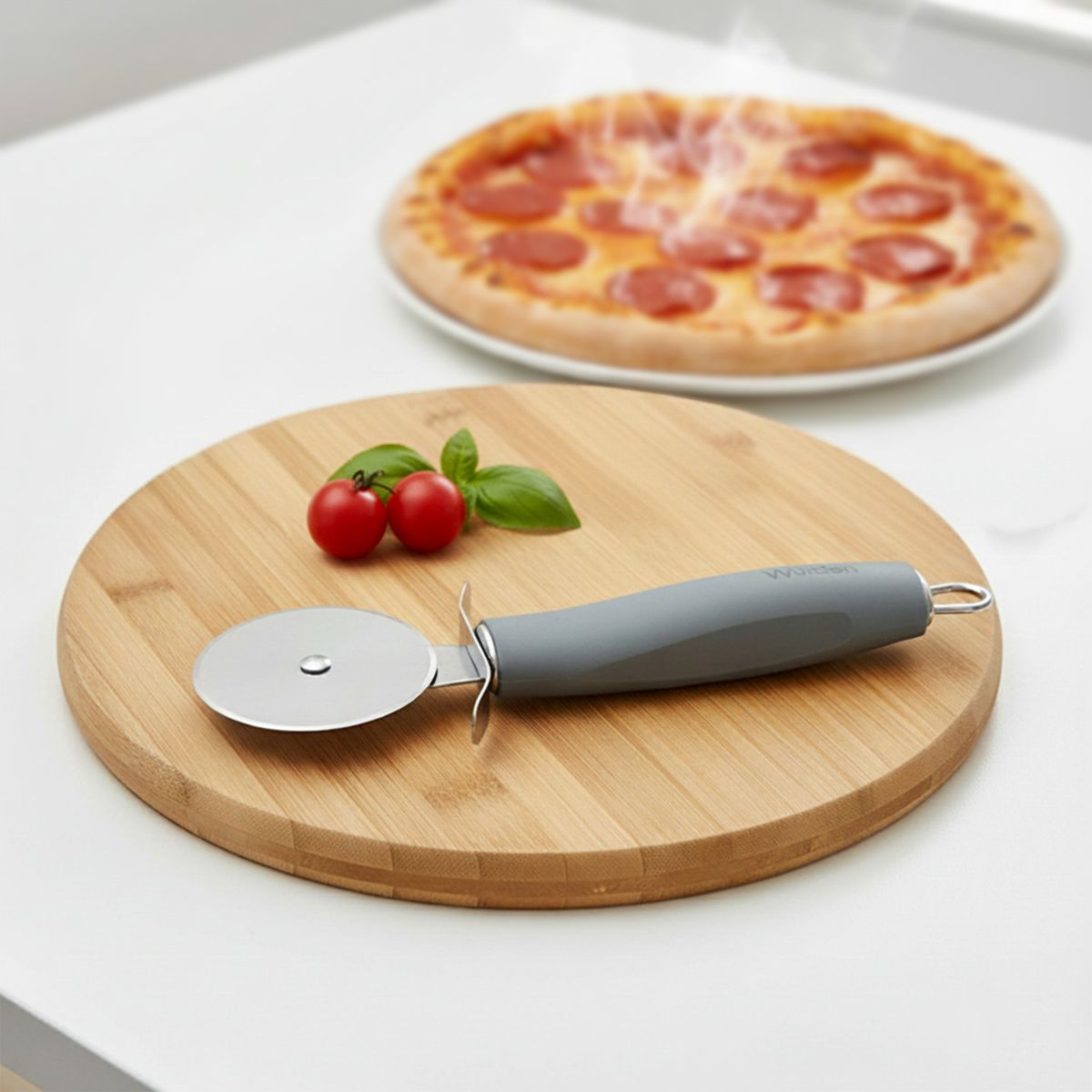 WURDEN - Cortador de Pizza Wurden Mango Soft Gris