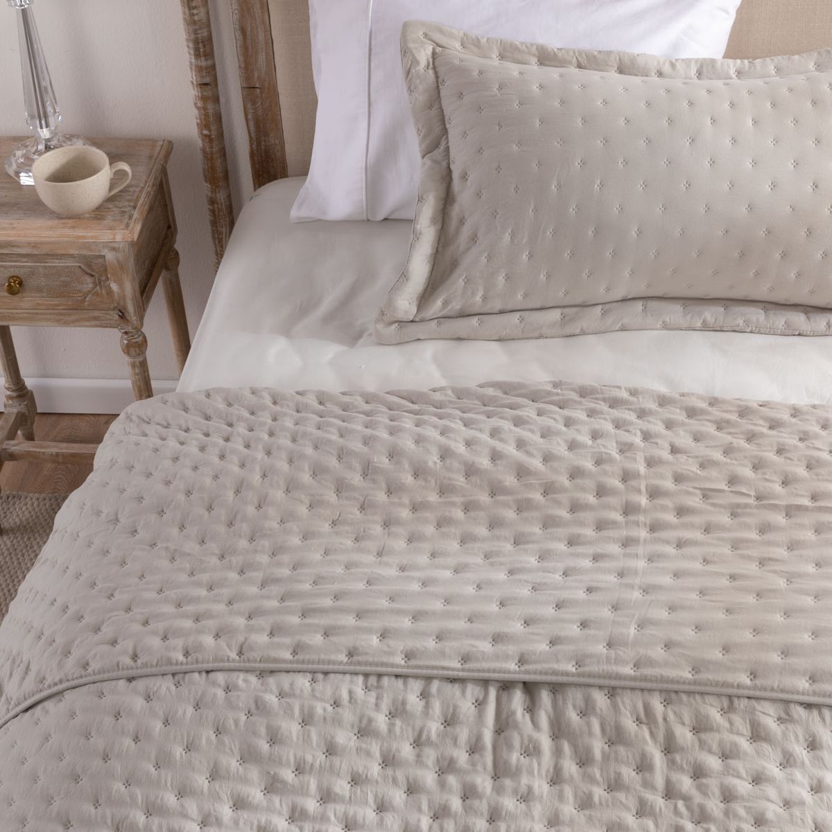 ROBERTA ALLEN - Cubrecama Quilt + Funda De Almohada Sophi Bg Microfibra Roberta Allen