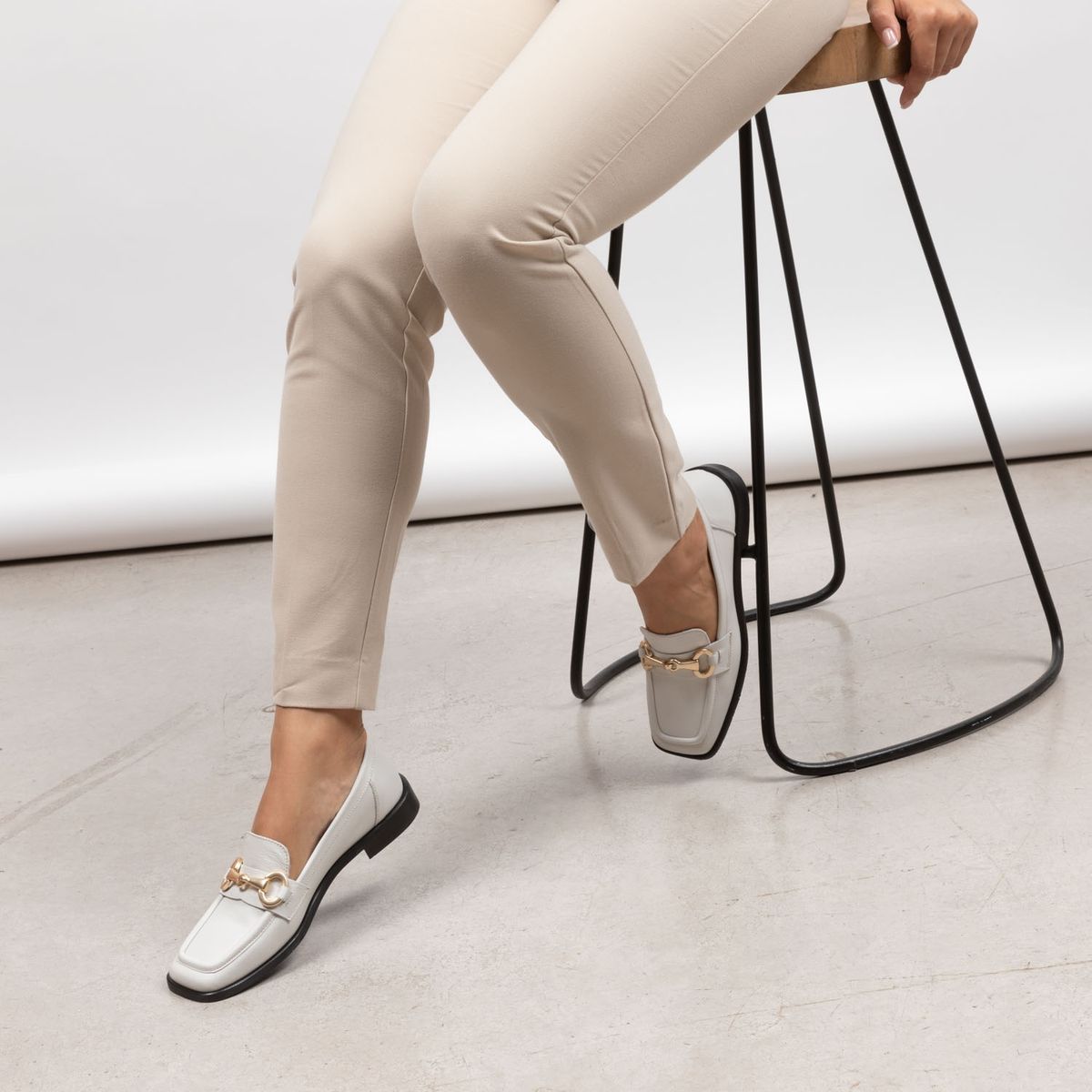 BASEMENT - Mocasín Mujer Cuero Blanco Basement