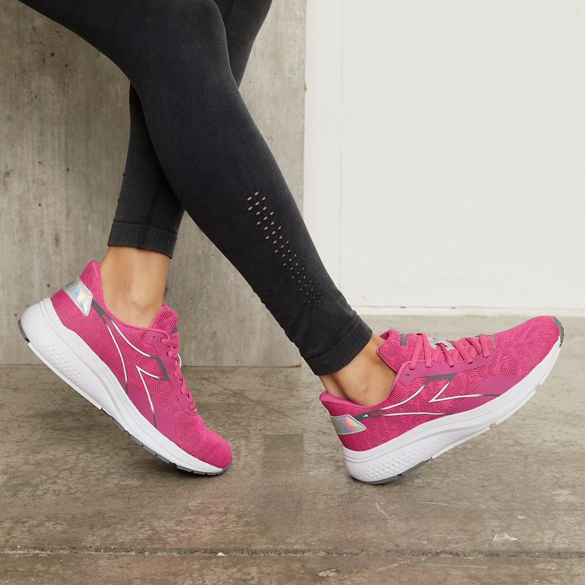 DIADORA - Zapatilla Running Mujer Rosado Diadora