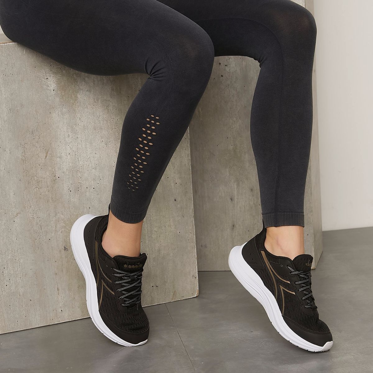 DIADORA - Zapatilla Running Mujer Negro Diadora