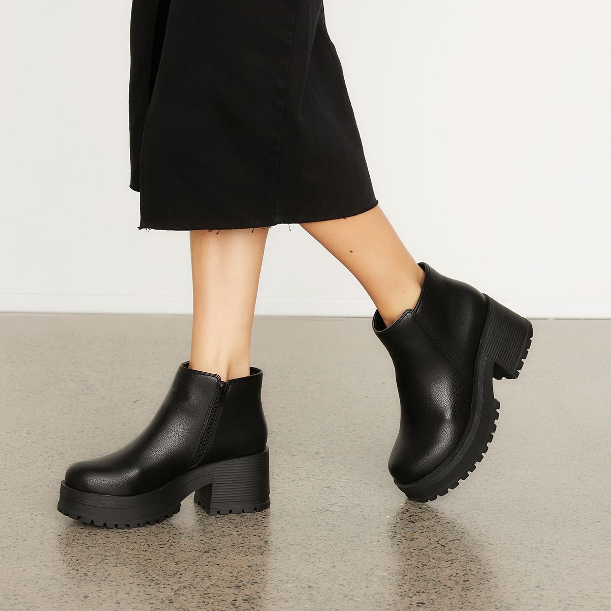 SYBILLA - Botín Mujer Negro Sybilla