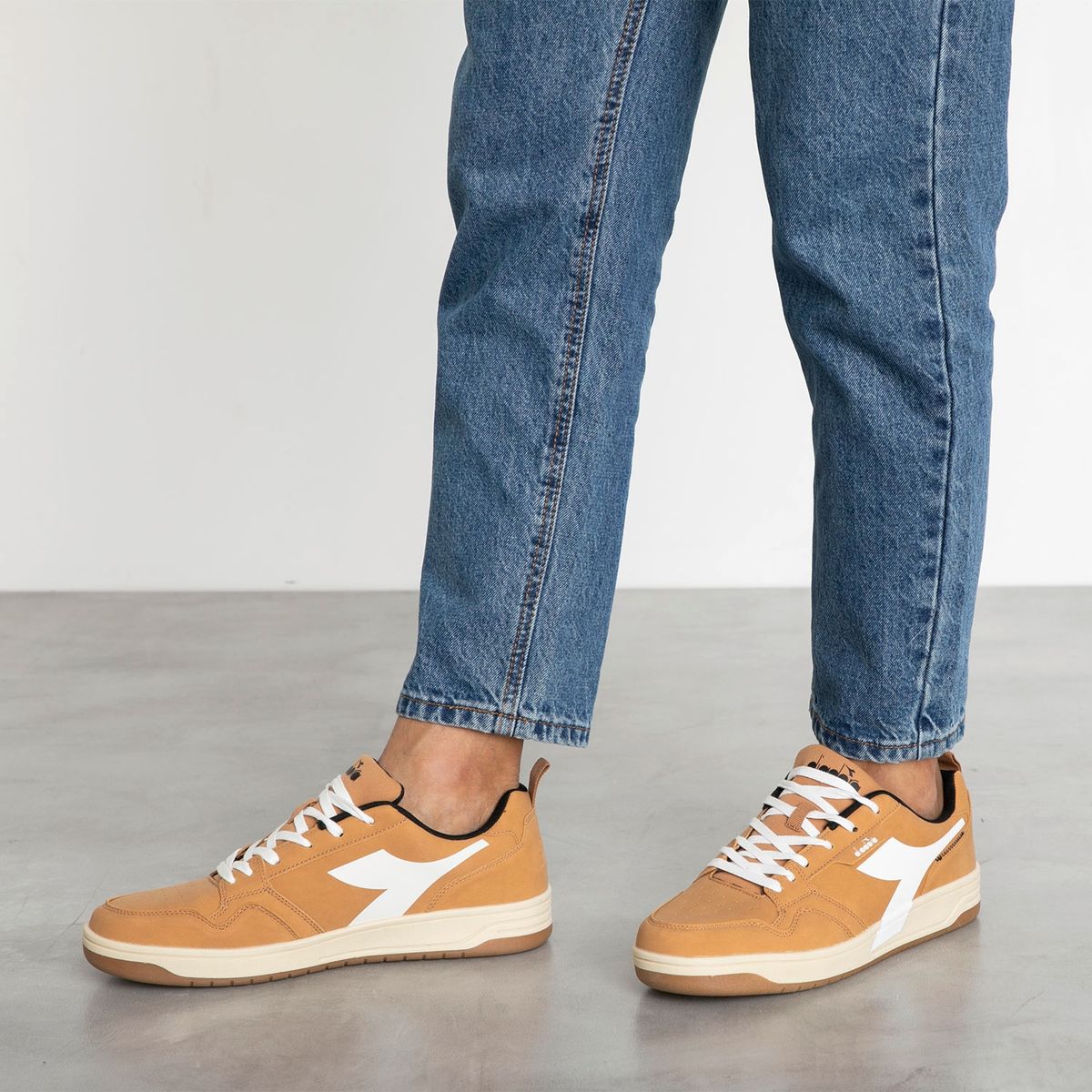 DIADORA - Calumy Zapatilla Urbana Hombre Beige Diadora