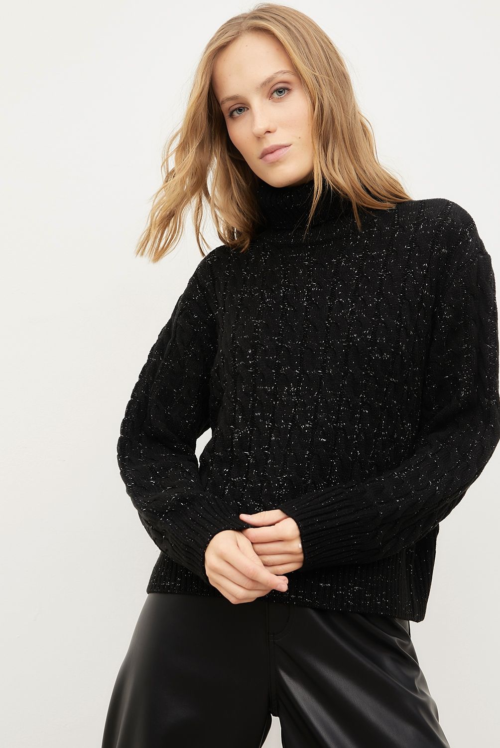 BASEMENT - Sweater Mujer Basement