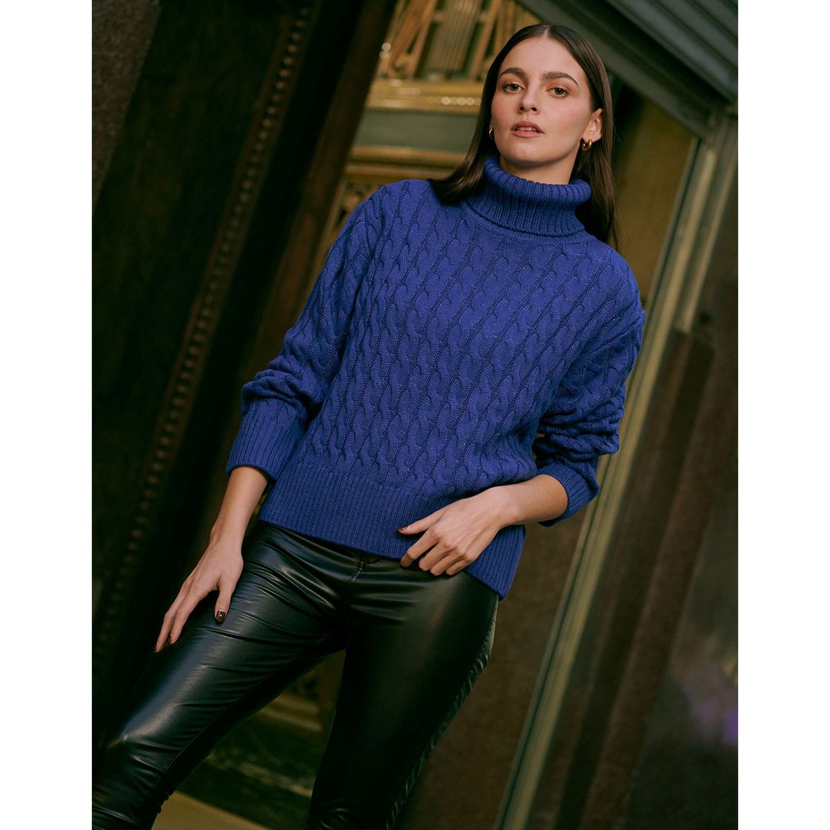 BASEMENT - Sweater Mujer Basement