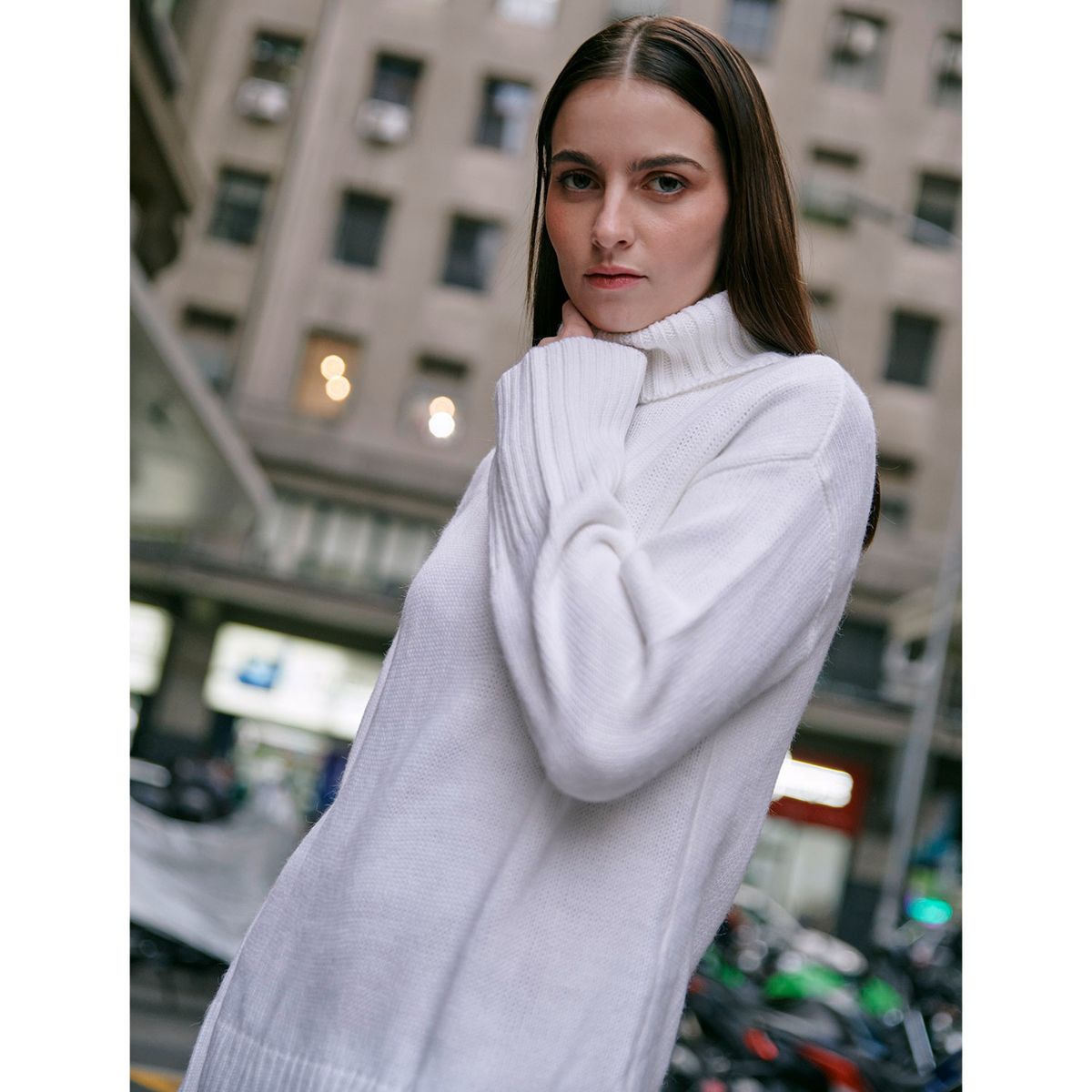 BASEMENT - Sweater Mujer Basement