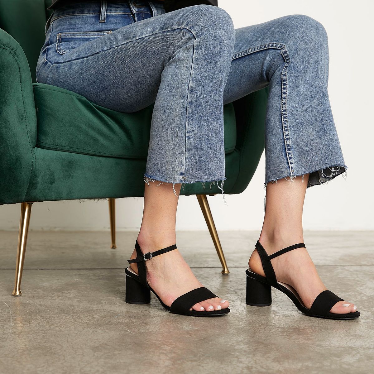 BASEMENT - Sandalia Mujer Negro Basement