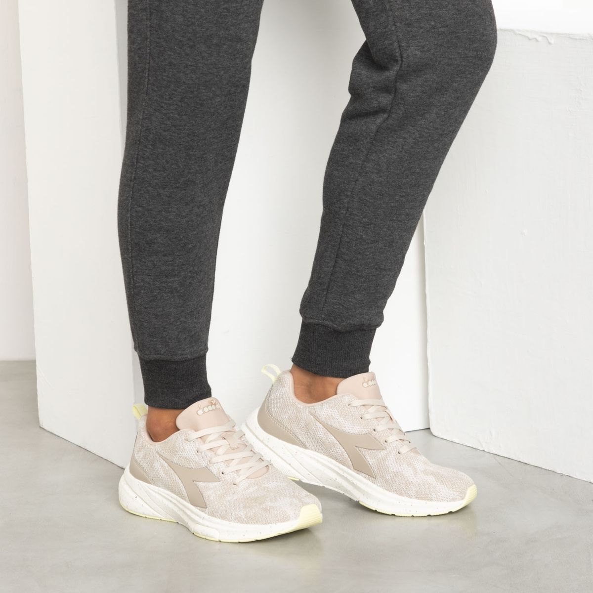 DIADORA - Satita Zapatilla Urbana Mujer Rosado Diadora