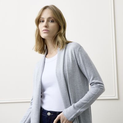 Imagen 2 del producto Chaleco Manga Larga Mujer Diseño Liso Casual