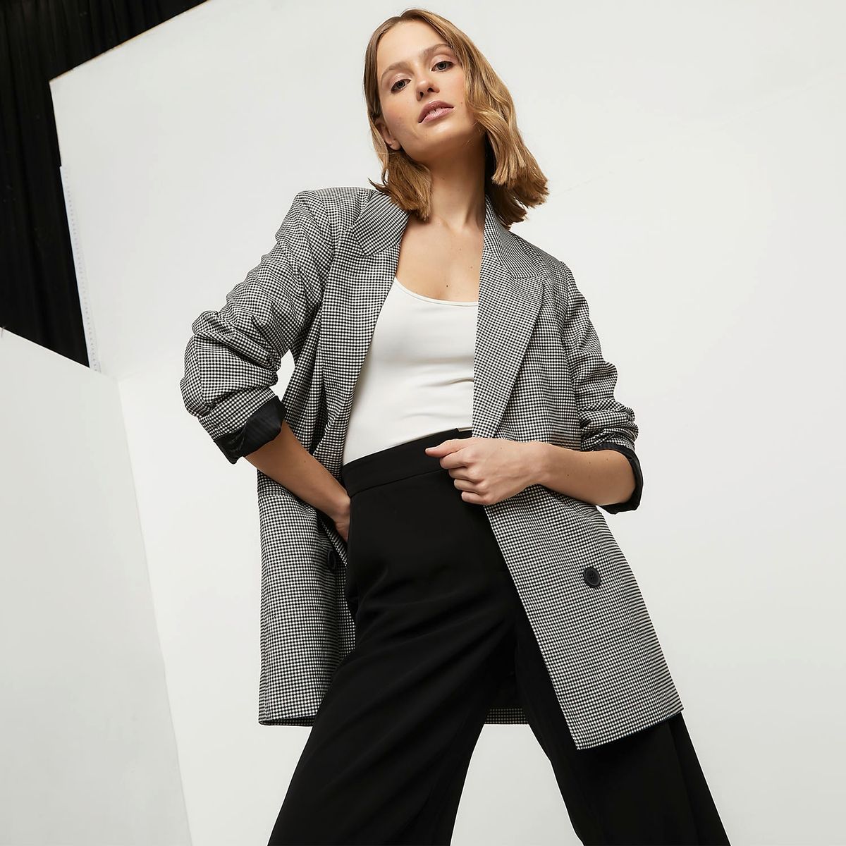 BASEMENT - Blazer Mujer Basement