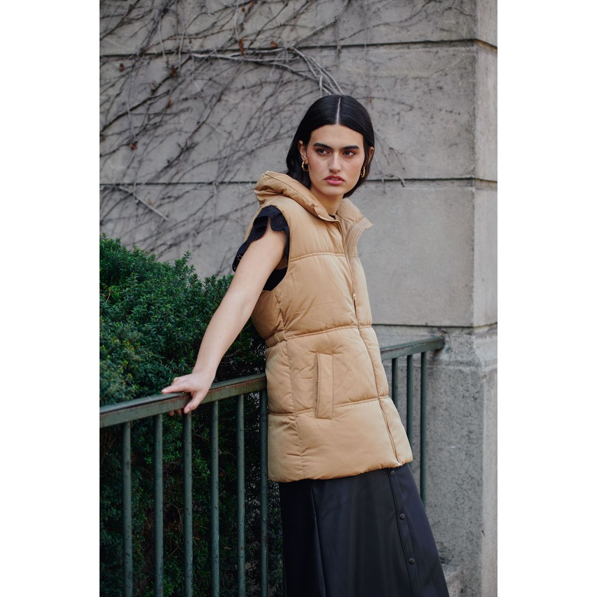 BASEMENT - Basement Parka Sin Mangas Mujer