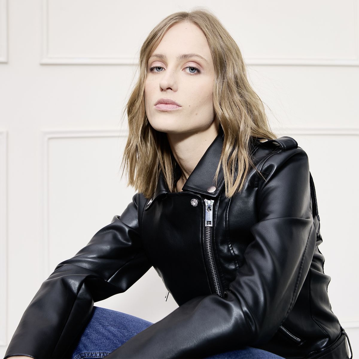 BASEMENT - Chaqueta Mujer Basement