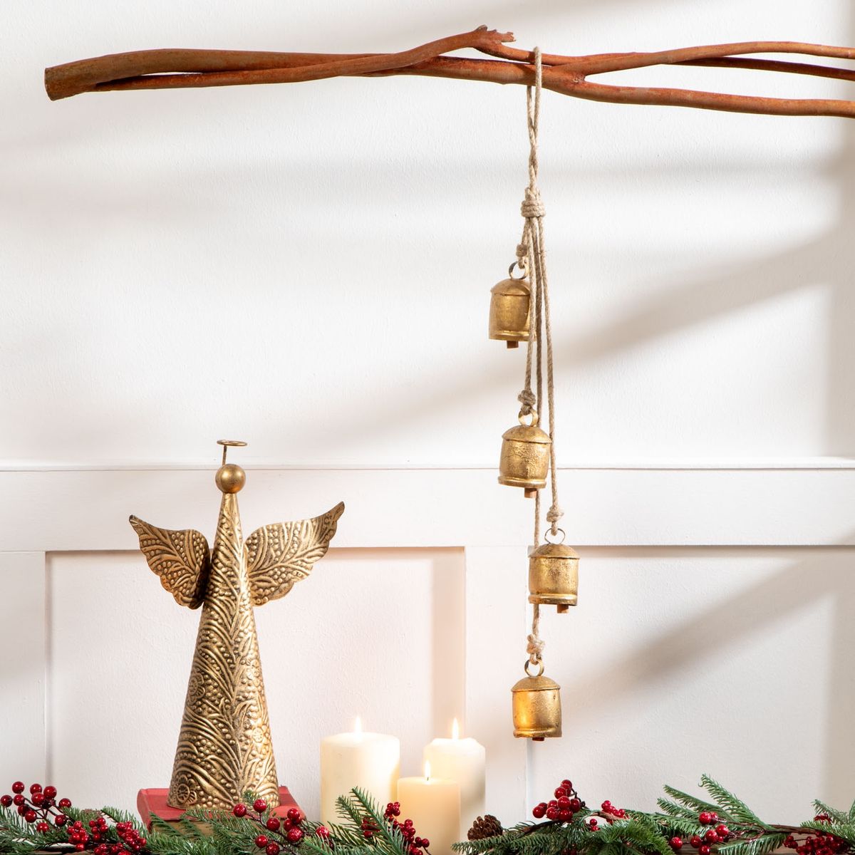 MICA - Adorno Figura Ángel Tallado Gold Navidad 46 Cm Mica